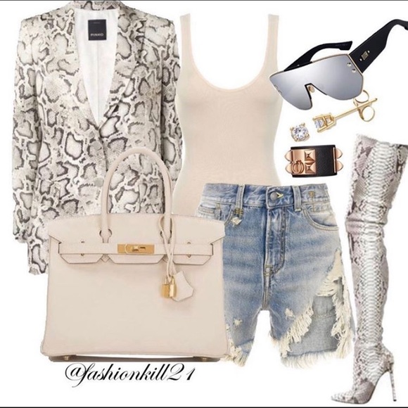 Steve Madden snake print boots - Picture 2 of 7